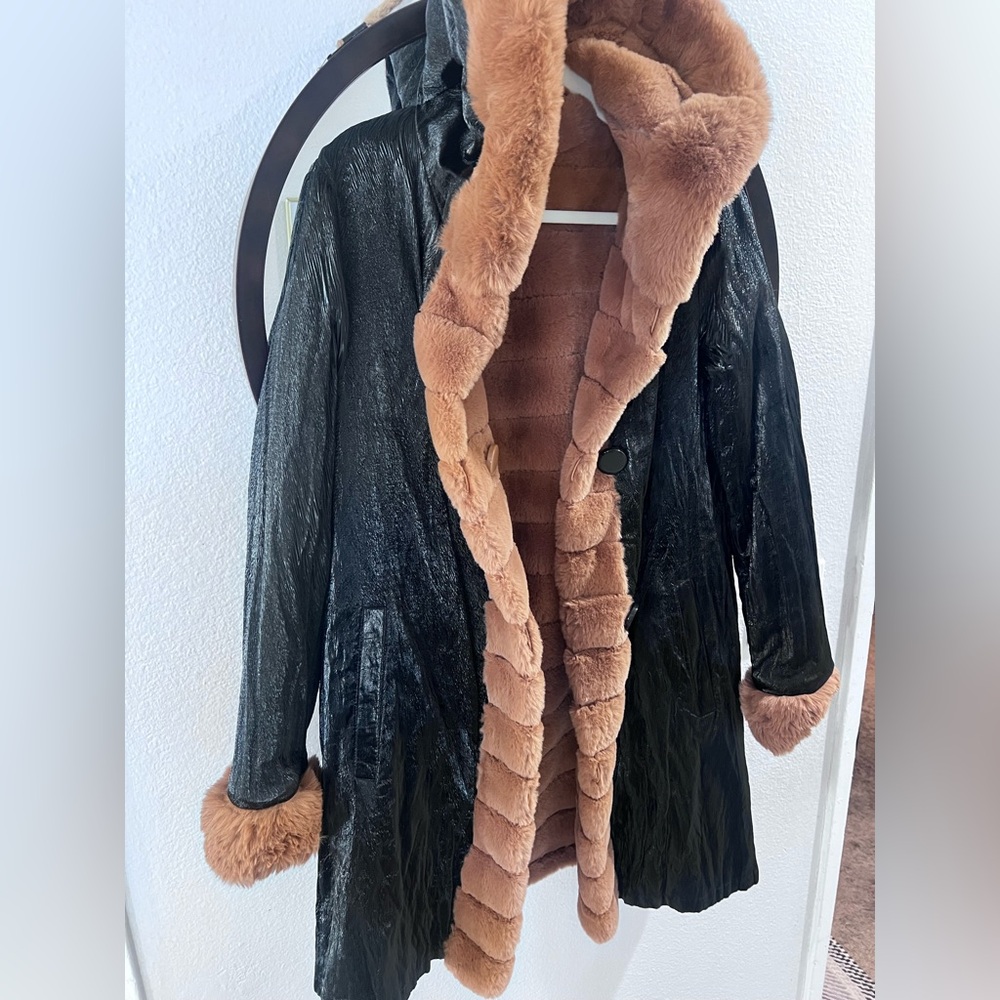 Nikki Jones reversible Lola winter Brown Fur Coat Canada women’s small - Picture 3 of 14